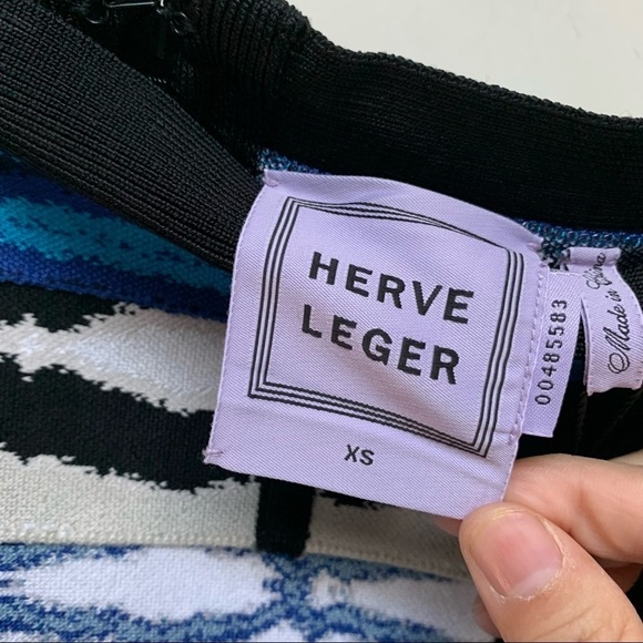 NWT HERVE LEGER Vera Striped Ripple Pencil Skirt Sz S - Picture 9 of 12